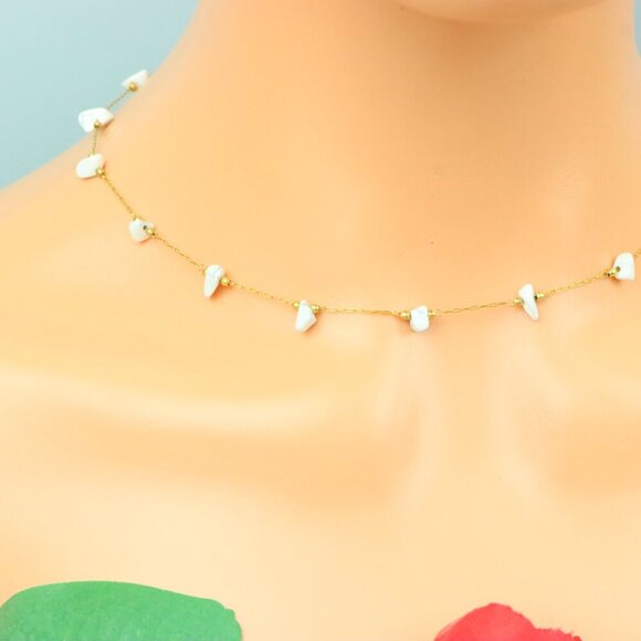 Delicate & Contemporary Necklace Chain, A Lovely Choice for Women, EVCH1138 - Picture 4 of 15